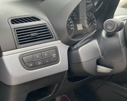 Серый Фиат Пунто, объемом двигателя 1.24 л и пробегом 185 тыс. км за 4000 $, фото 16 на Automoto.ua