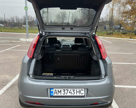 Серый Фиат Пунто, объемом двигателя 1.24 л и пробегом 185 тыс. км за 4000 $, фото 9 на Automoto.ua