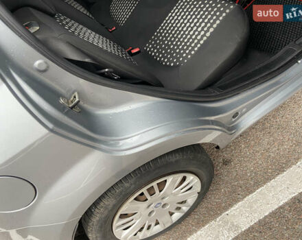 Серый Фиат Пунто, объемом двигателя 1.24 л и пробегом 185 тыс. км за 4000 $, фото 20 на Automoto.ua