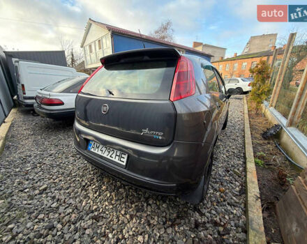 Серый Фиат Пунто, объемом двигателя 1.24 л и пробегом 200 тыс. км за 2400 $, фото 7 на Automoto.ua