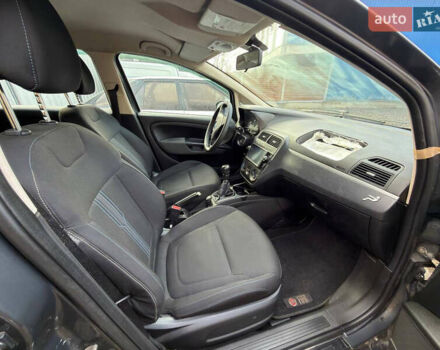 Серый Фиат Пунто, объемом двигателя 1.24 л и пробегом 200 тыс. км за 2400 $, фото 14 на Automoto.ua