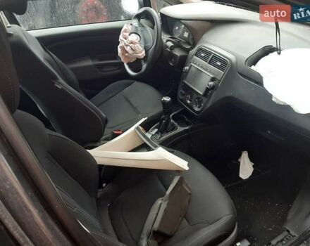 Серый Фиат Пунто, объемом двигателя 1.25 л и пробегом 280 тыс. км за 1000 $, фото 7 на Automoto.ua