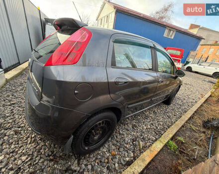Серый Фиат Пунто, объемом двигателя 1.24 л и пробегом 200 тыс. км за 2400 $, фото 6 на Automoto.ua