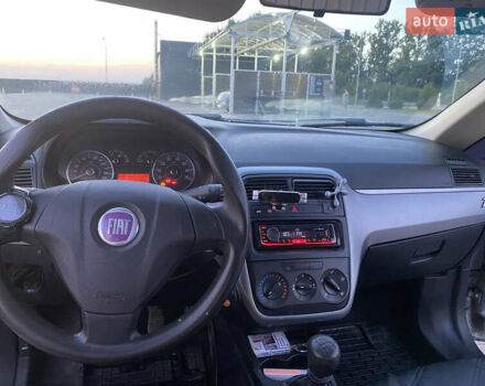 Сірий Фіат Пунто, об'ємом двигуна 1.24 л та пробігом 350 тис. км за 2999 $, фото 13 на Automoto.ua