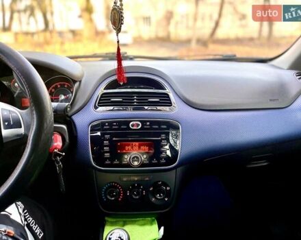 Серый Фиат Пунто, объемом двигателя 1.37 л и пробегом 126 тыс. км за 4500 $, фото 19 на Automoto.ua