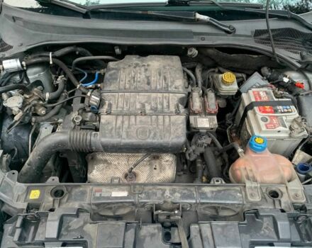 Серый Фиат Пунто, объемом двигателя 1.4 л и пробегом 212 тыс. км за 3700 $, фото 7 на Automoto.ua