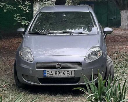 Серый Фиат Пунто, объемом двигателя 1.37 л и пробегом 140 тыс. км за 5200 $, фото 1 на Automoto.ua