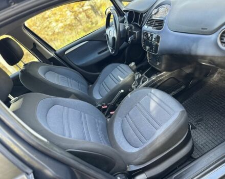 Фиат Пунто 2010 в Коломые на Automoto.ua Серый Фиат Пунто, объемом двигателя 1.2 л и пробегом 218 тыс. км за 4699 $, фото 8 на Automoto.ua