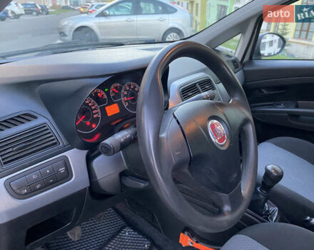 Сірий Фіат Пунто, об'ємом двигуна 1.25 л та пробігом 253 тис. км за 3700 $, фото 10 на Automoto.ua