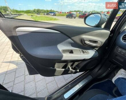 Серый Фиат Пунто, объемом двигателя 1.3 л и пробегом 287 тыс. км за 4799 $, фото 20 на Automoto.ua