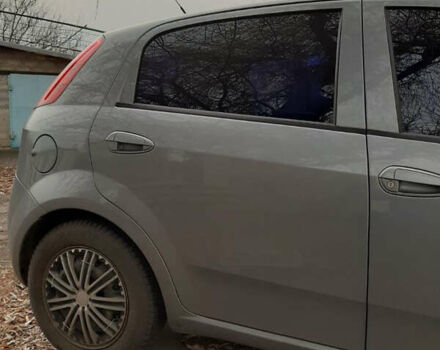 Серый Фиат Пунто, объемом двигателя 1.37 л и пробегом 140 тыс. км за 5200 $, фото 4 на Automoto.ua