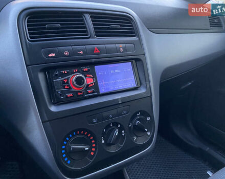 Сірий Фіат Пунто, об'ємом двигуна 1.25 л та пробігом 253 тис. км за 3700 $, фото 19 на Automoto.ua