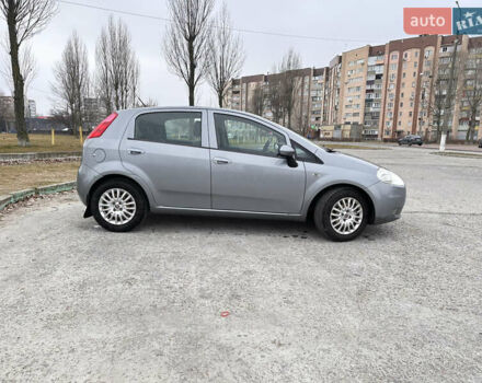 Серый Фиат Пунто, объемом двигателя 1.37 л и пробегом 297 тыс. км за 3700 $, фото 3 на Automoto.ua