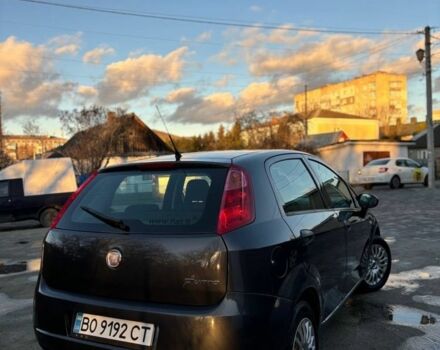 Серый Фиат Пунто, объемом двигателя 1.2 л и пробегом 210 тыс. км за 3850 $, фото 5 на Automoto.ua
