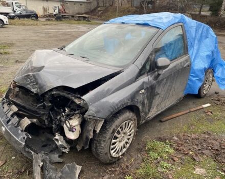 Серый Фиат Пунто, объемом двигателя 1.2 л и пробегом 24 тыс. км за 2300 $, фото 3 на Automoto.ua