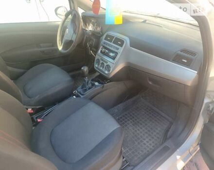 Серый Фиат Пунто, объемом двигателя 1.25 л и пробегом 180 тыс. км за 3200 $, фото 1 на Automoto.ua