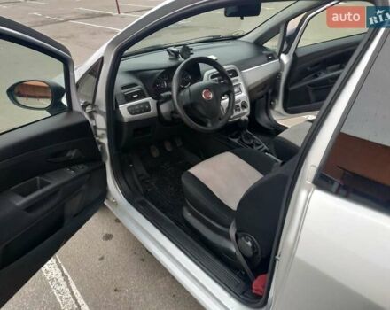 Сірий Фіат Пунто, об'ємом двигуна 1.2 л та пробігом 87 тис. км за 3999 $, фото 3 на Automoto.ua