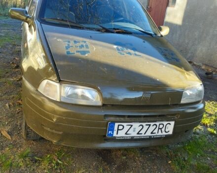 Серый Фиат Пунто, объемом двигателя 1 л и пробегом 230 тыс. км за 1000 $, фото 1 на Automoto.ua