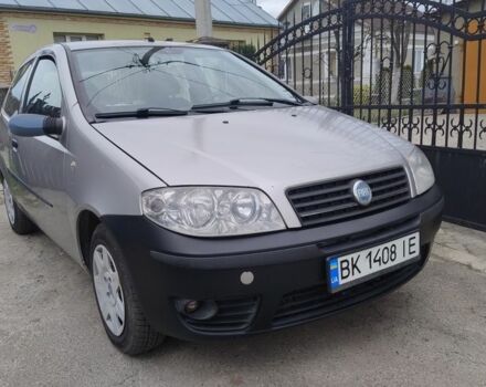 Серый Фиат Пунто, объемом двигателя 1.2 л и пробегом 330 тыс. км за 3500 $, фото 1 на Automoto.ua