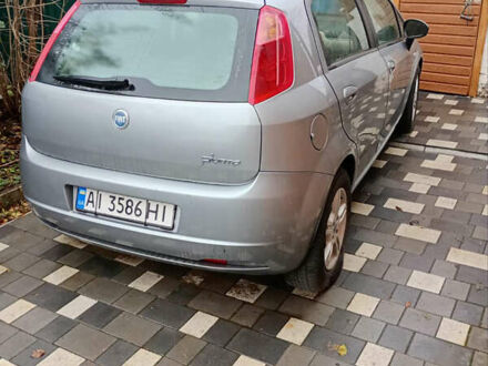 Серый Фиат Пунто, объемом двигателя 1.4 л и пробегом 100 тыс. км за 3000 $, фото 1 на Automoto.ua