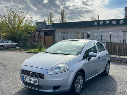 Фиат Пунто 2009 в Николаеве на Automoto.ua Серый Фиат Пунто, объемом двигателя 1.24 л и пробегом 150 тыс. км за 4299 $, фото 1 на Automoto.ua