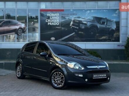 Фиат Пунто 2010 в Черновцах на Automoto.ua Серый Фиат Пунто, объемом двигателя 1.25 л и пробегом 170 тыс. км за 5700 $, фото 1 на Automoto.ua