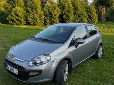 Фиат Пунто 2011 в Ровно на Automoto.ua Серый Фиат Пунто, объемом двигателя 1.24 л и пробегом 260 тыс. км за 5100 $, фото 1 на Automoto.ua