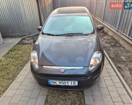 Сірий Фіат Пунто, об'ємом двигуна 1.25 л та пробігом 299 тис. км за 2999 $, фото 1 на Automoto.ua
