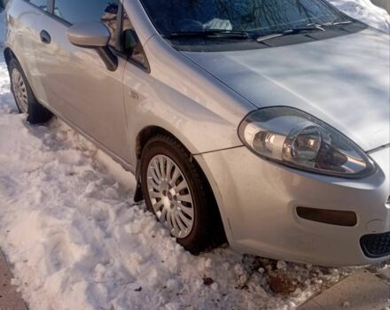 Серый Фиат Пунто, объемом двигателя 1.2 л и пробегом 241 тыс. км за 3500 $, фото 1 на Automoto.ua