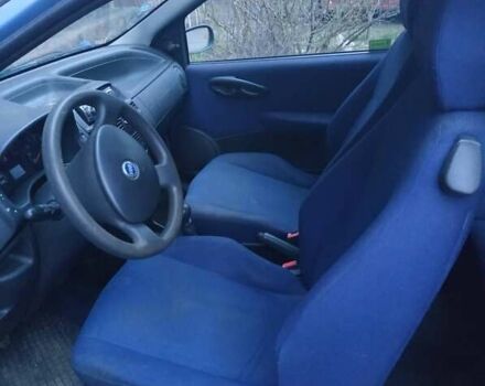 Синій Фіат Пунто, об'ємом двигуна 1.2 л та пробігом 140 тис. км за 1200 $, фото 2 на Automoto.ua