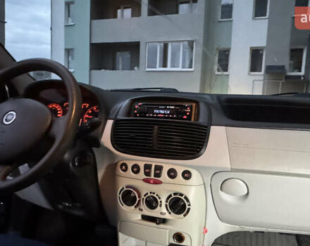 Синий Фиат Пунто, объемом двигателя 1.24 л и пробегом 168 тыс. км за 3500 $, фото 39 на Automoto.ua