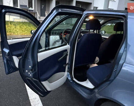 Синий Фиат Пунто, объемом двигателя 1.24 л и пробегом 168 тыс. км за 3500 $, фото 26 на Automoto.ua