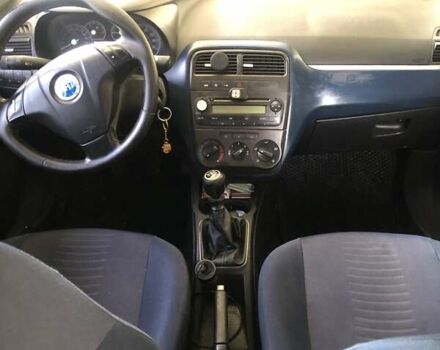 Синий Фиат Пунто, объемом двигателя 1.24 л и пробегом 118 тыс. км за 2999 $, фото 4 на Automoto.ua