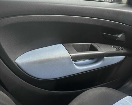 Синий Фиат Пунто, объемом двигателя 1.4 л и пробегом 152 тыс. км за 2700 $, фото 3 на Automoto.ua