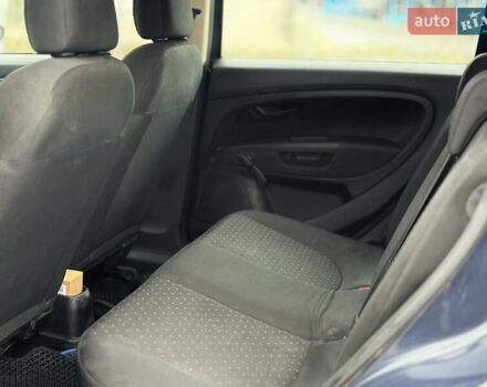 Синій Фіат Пунто, об'ємом двигуна 1.24 л та пробігом 207 тис. км за 2550 $, фото 2 на Automoto.ua