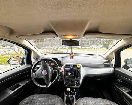 Синий Фиат Пунто, объемом двигателя 1.2 л и пробегом 280 тыс. км за 3000 $, фото 9 на Automoto.ua