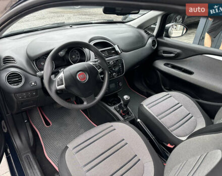 Синий Фиат Пунто, объемом двигателя 1.4 л и пробегом 163 тыс. км за 4650 $, фото 6 на Automoto.ua