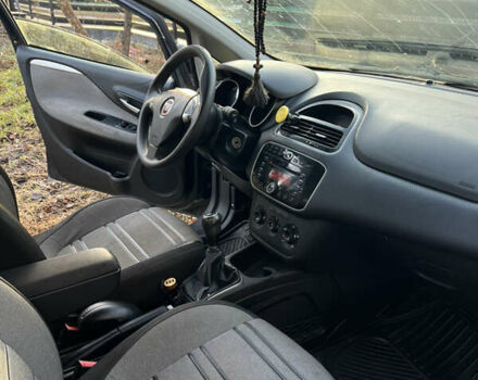 Синій Фіат Пунто, об'ємом двигуна 1.25 л та пробігом 245 тис. км за 2999 $, фото 30 на Automoto.ua