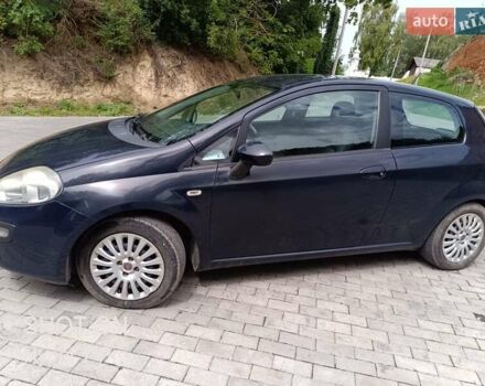 Синий Фиат Пунто, объемом двигателя 1.24 л и пробегом 230 тыс. км за 4200 $, фото 2 на Automoto.ua