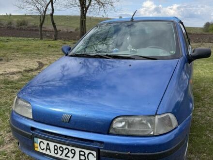 Фіат Пунто 1995 у Черкасах на Automoto.ua Синій Фіат Пунто, об'ємом двигуна 1.3 л та пробігом 219 тис. км за 1691 $, фото 1 на Automoto.ua