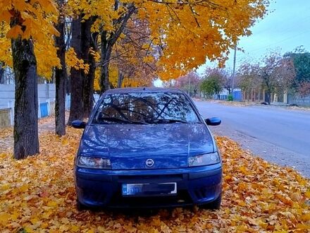 Фіат Пунто 2000 у Шостке на Automoto.ua Синій Фіат Пунто, об'ємом двигуна 1.2 л та пробігом 0 тис. км за 3200 $, фото 1 на Automoto.ua