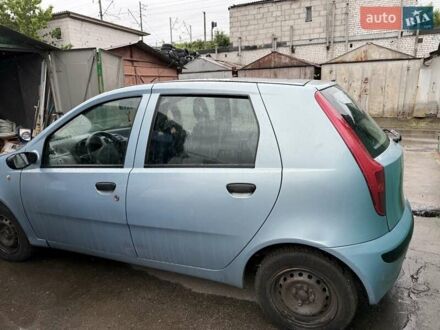Фиат Пунто 2002 в Киеве на Automoto.ua Синий Фиат Пунто, объемом двигателя 1.24 л и пробегом 190 тыс. км за 1800 $, фото 1 на Automoto.ua