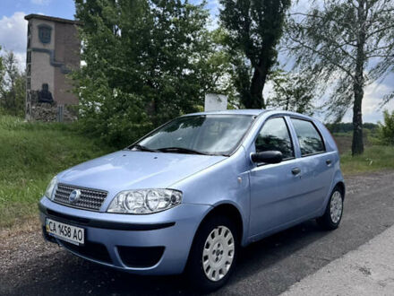 Фиат Пунто 2007 в Каменке на Automoto.ua Синий Фиат Пунто, объемом двигателя 1.24 л и пробегом 151 тыс. км за 2999 $, фото 1 на Automoto.ua