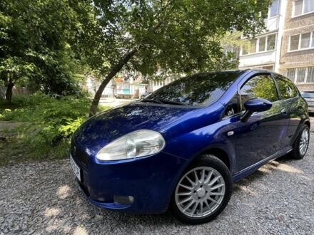 Фиат Пунто 2007 в Житомире на Automoto.ua Синий Фиат Пунто, объемом двигателя 1.2 л и пробегом 263 тыс. км за 3900 $, фото 1 на Automoto.ua