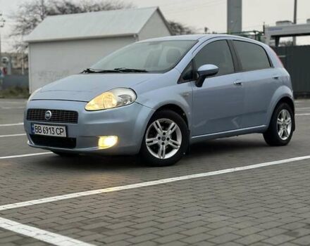 Синий Фиат Пунто, объемом двигателя 1.37 л и пробегом 160 тыс. км за 3499 $, фото 1 на Automoto.ua