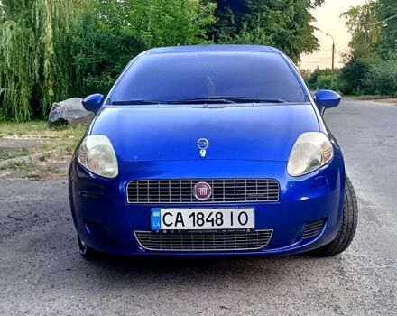 Синий Фиат Пунто, объемом двигателя 1.2 л и пробегом 274 тыс. км за 3900 $, фото 1 на Automoto.ua
