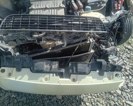 Зеленый Фиат Пунто, объемом двигателя 1.4 л и пробегом 226 тыс. км за 1200 $, фото 4 на Automoto.ua