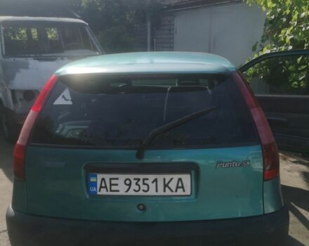 Фиат Пунто 1995 в Днепре (Днепропетровске) на Automoto.ua Зеленый Фиат Пунто, объемом двигателя 1.1 л и пробегом 203 тыс. км за 2305 $, фото 2 на Automoto.ua