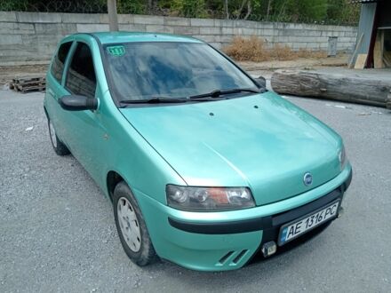 Фіат Пунто 2001 у Дніпро (Дніпропетровську) на Automoto.ua Зелений Фіат Пунто, об'ємом двигуна 1.2 л та пробігом 165 тис. км за 3000 $, фото 1 на Automoto.ua