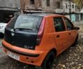 Оранжевый Фиат Пунто, объемом двигателя 1.2 л и пробегом 180 тыс. км за 850 $, фото 2 на Automoto.ua
